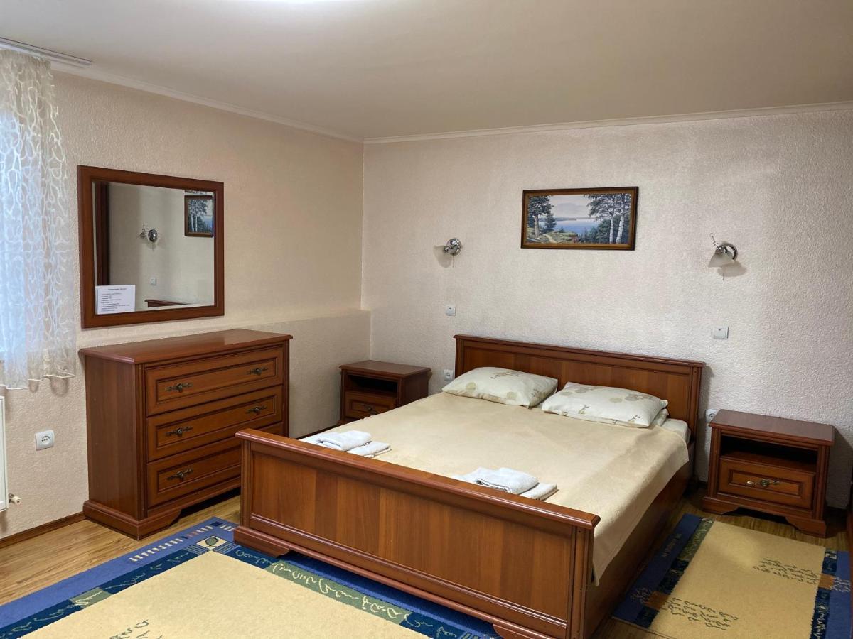 Августин Hotel Solochyn Exterior photo