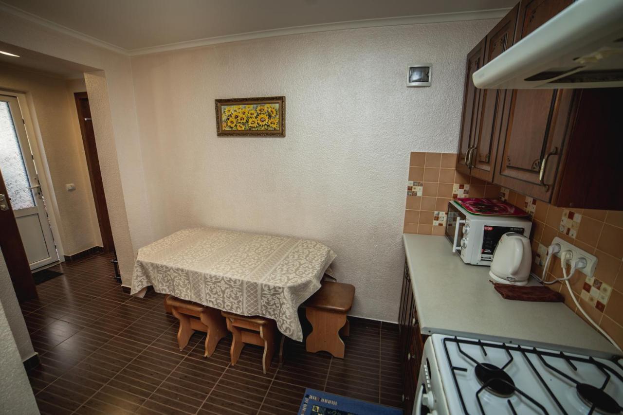 Августин Hotel Solochyn Exterior photo